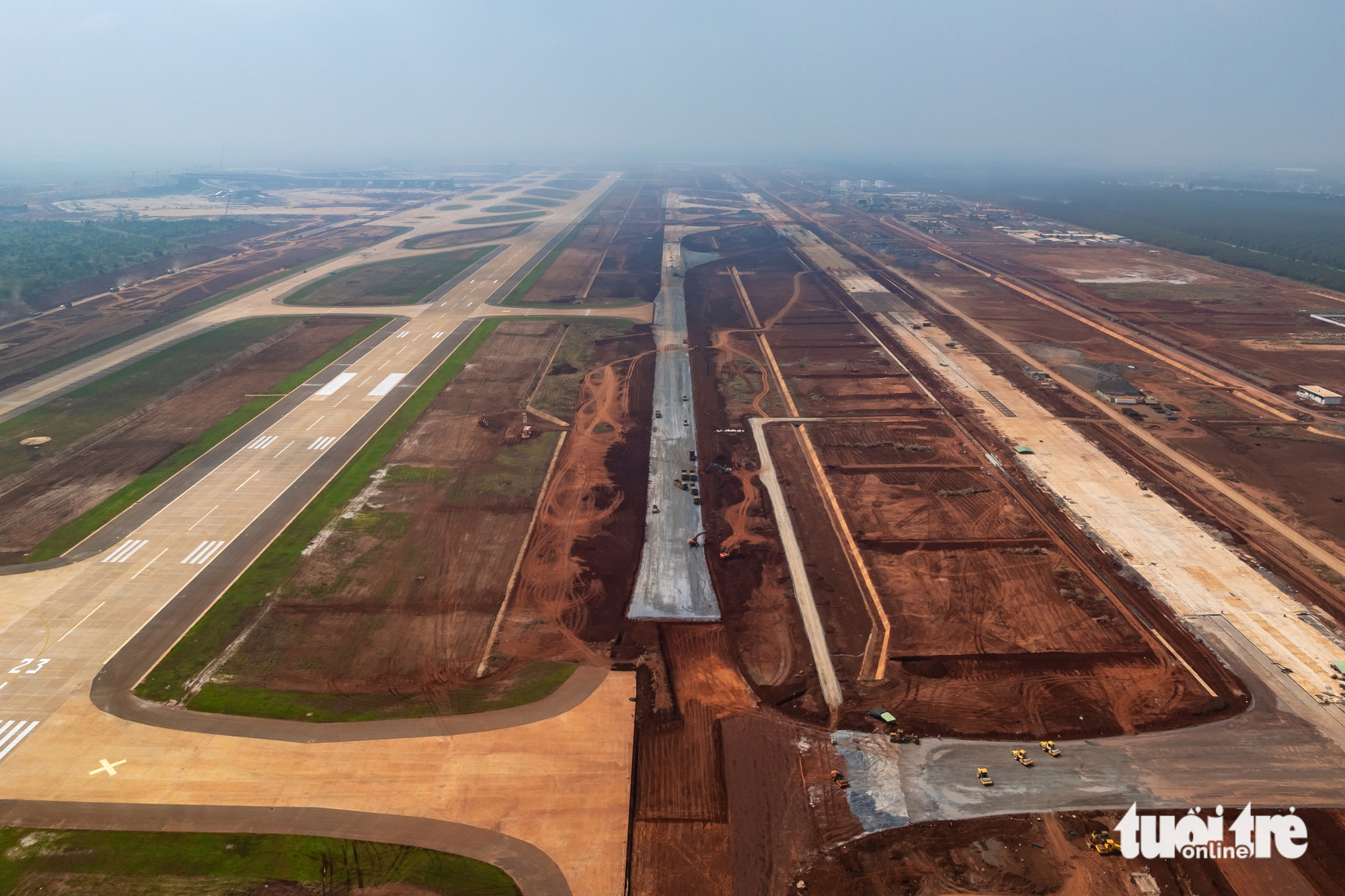 Chuyến bay kỹ thuật đầu tiên xuống Long Thành, kiểm soát bụi thế nào khi sân bay còn thi công? - Ảnh 7.