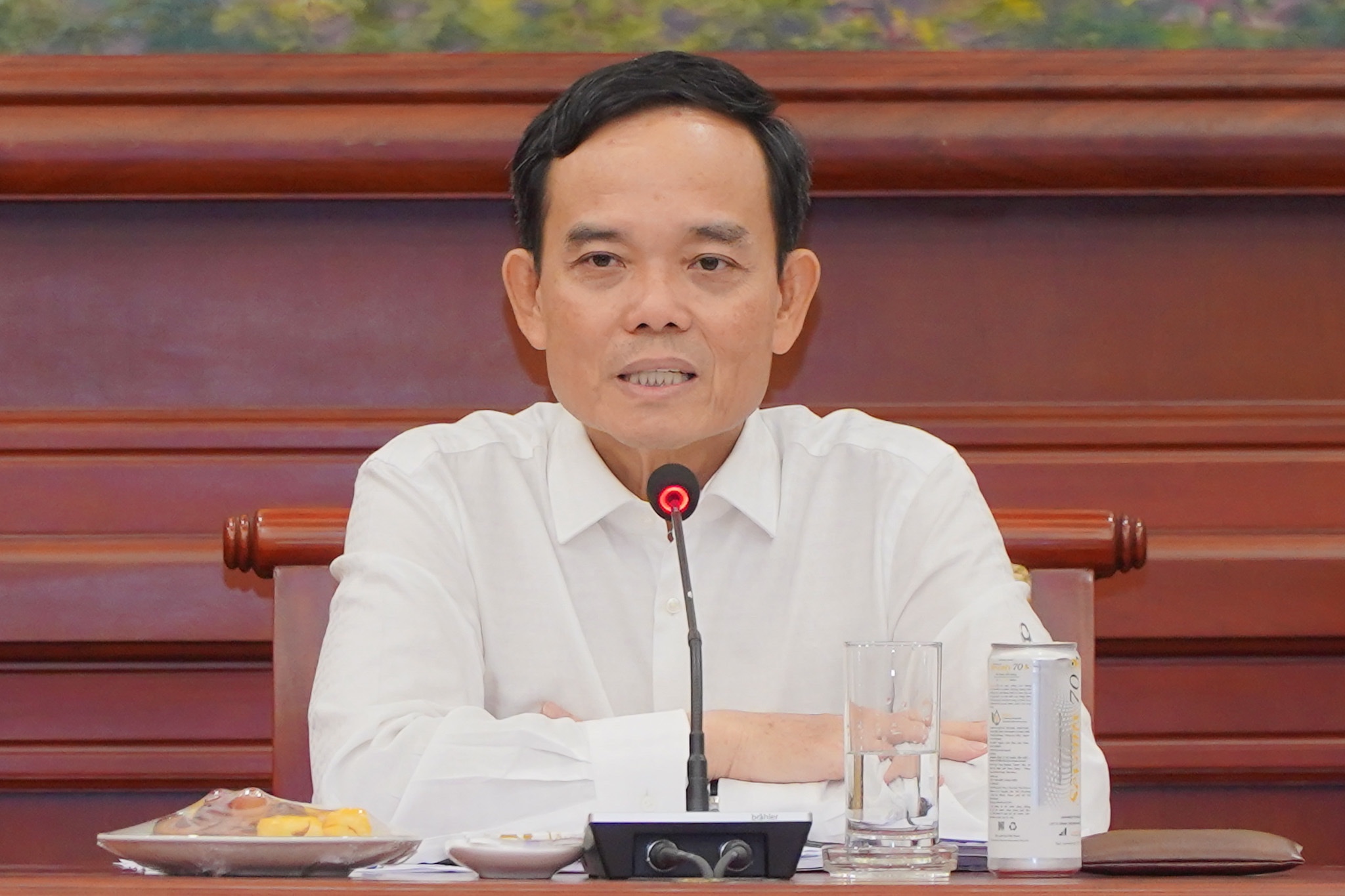 Bí thư Thành ủy TPHCM xúc động trước những việc rất nhỏ vì dân - Ảnh 2.