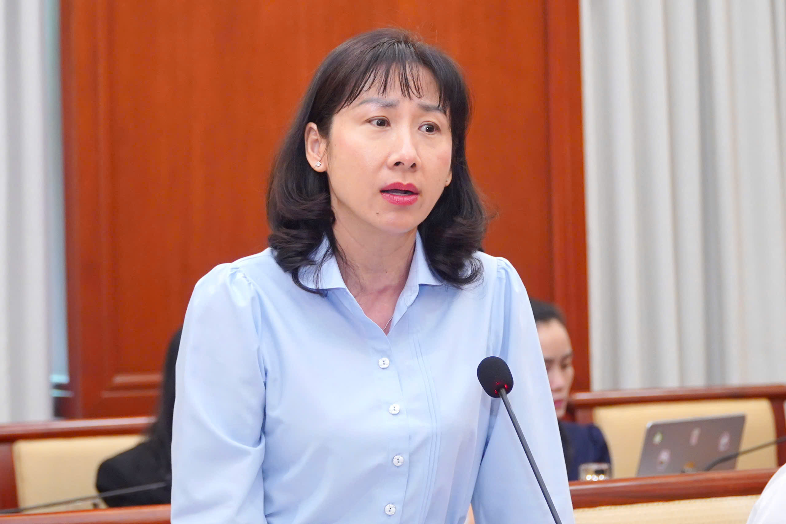 Bí thư Thành ủy TPHCM xúc động trước những việc rất nhỏ vì dân - Ảnh 4.