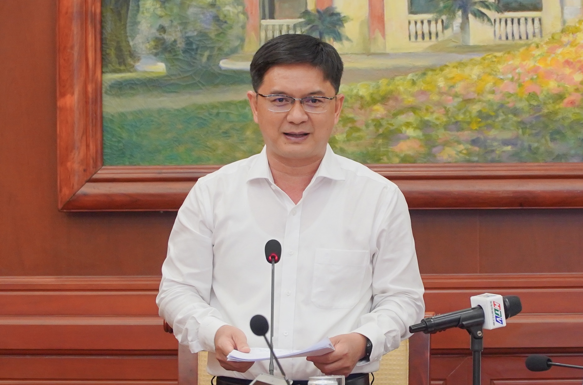 Bí thư Thành ủy TPHCM xúc động trước những việc rất nhỏ vì dân - Ảnh 6.