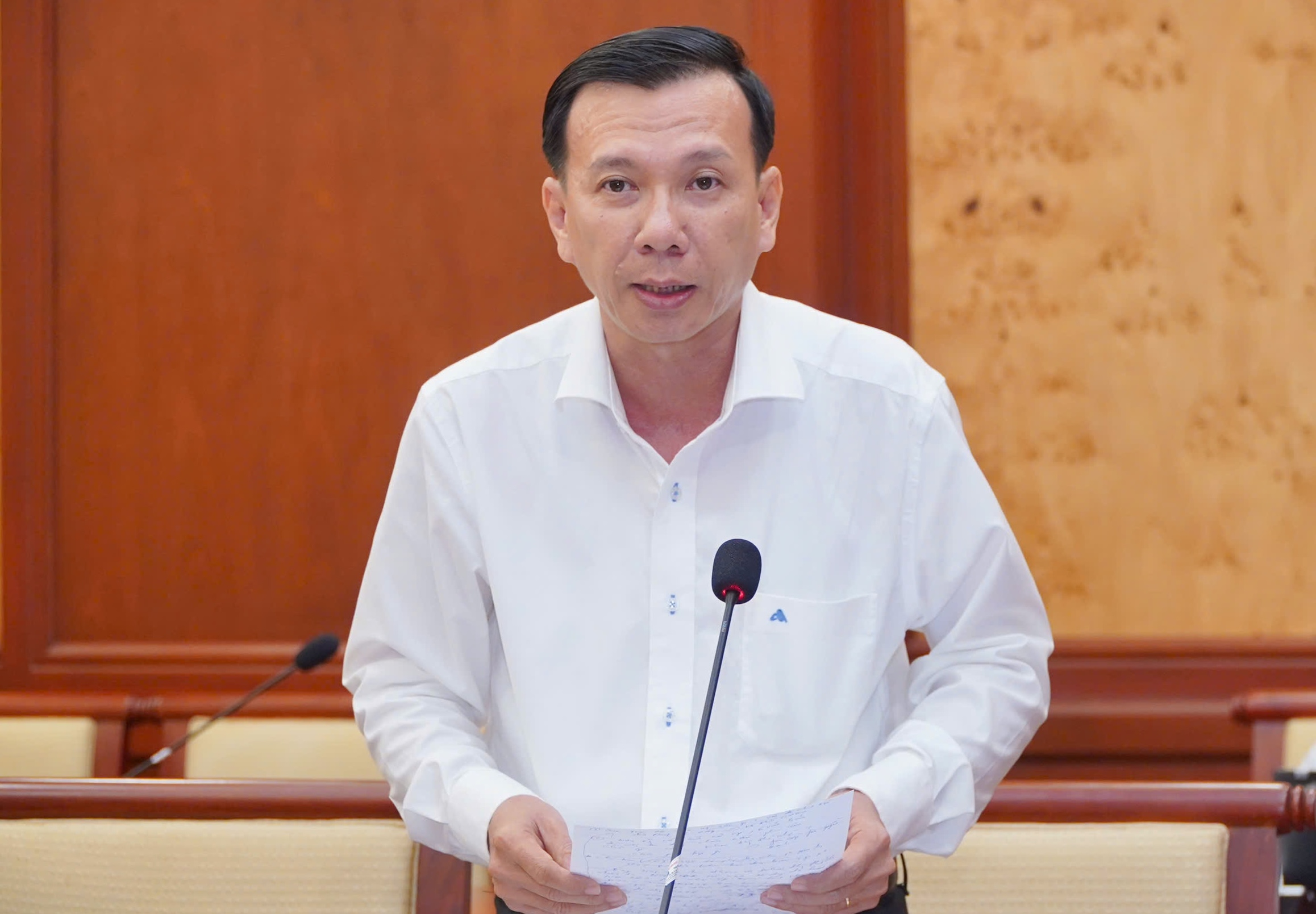 Bí thư Thành ủy TPHCM xúc động trước những việc rất nhỏ vì dân - Ảnh 8.