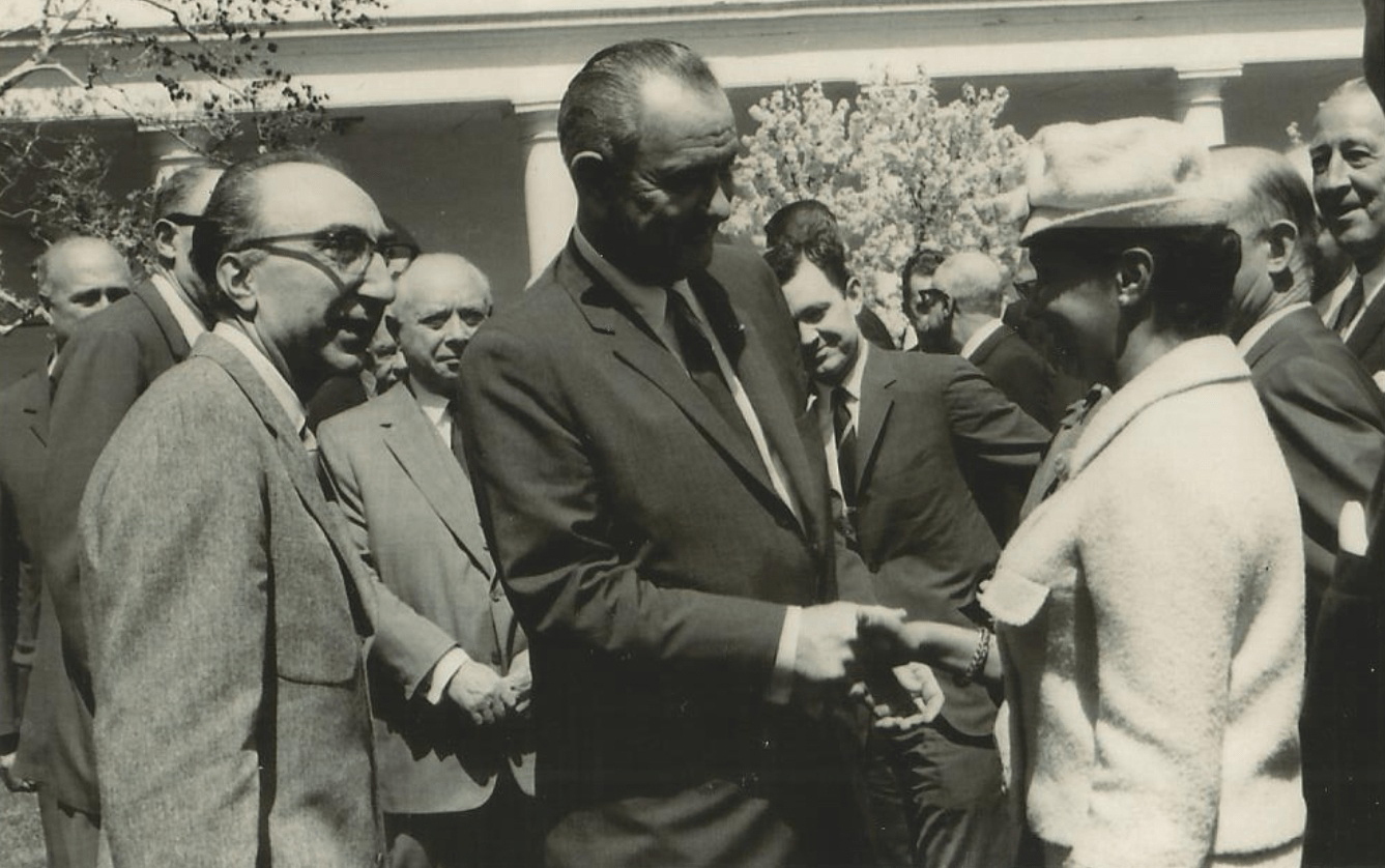 Cuộc chiến trường kỳ chống ung thư - Kỳ 1: Người tiên phong dùng hóa trị chữa ung thư - Ảnh 2. Cuộc chiến trường kỳ chống ung thư - Kỳ 1: Người tiên phong dùng hóa trị chữa ung thư - Ảnh 2.