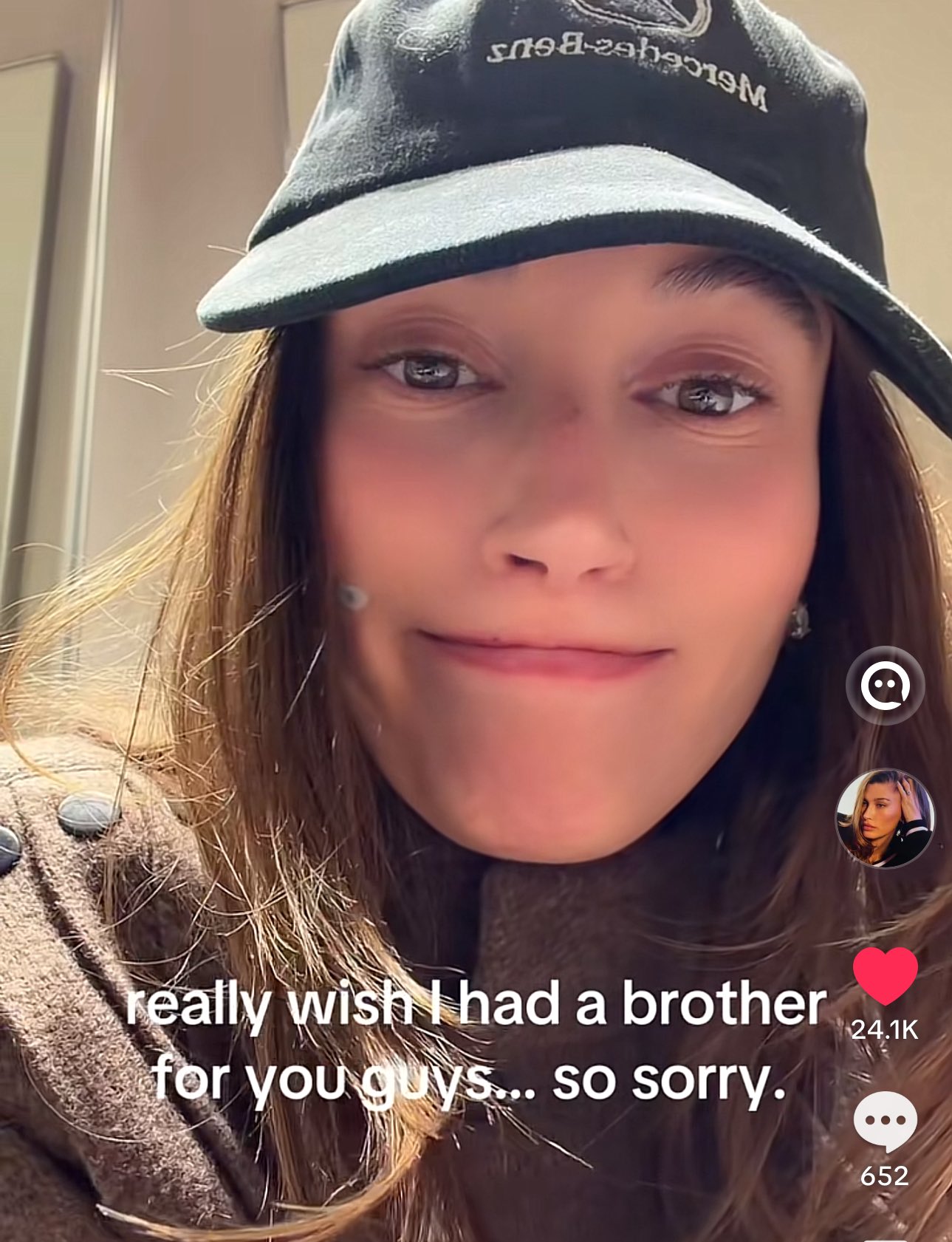 Mọi thứ hoá điên khi Hailey Bieber Mọi thứ hoá điên khi Hailey Bieber