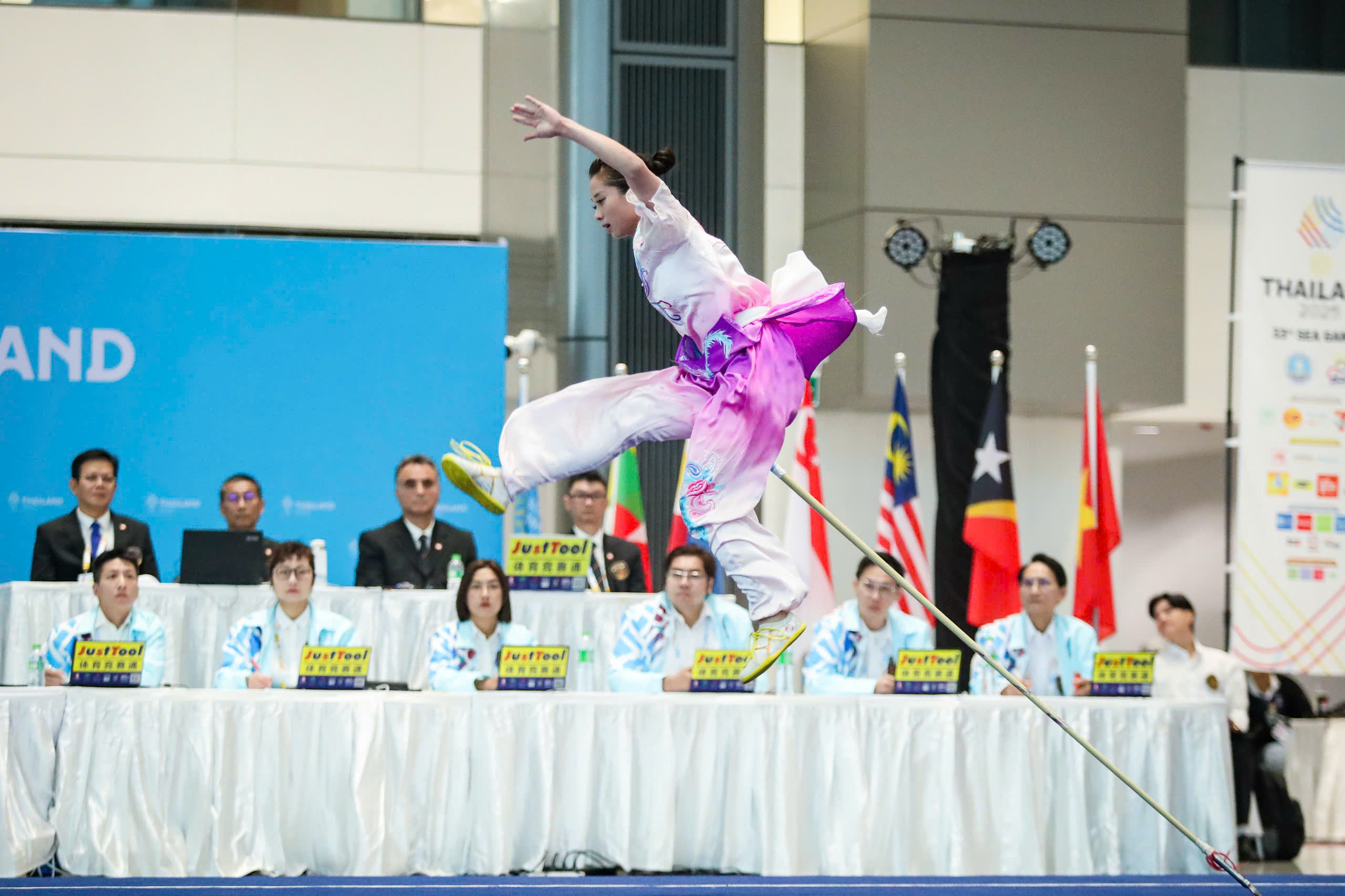 Hoa khôi làng võ Dương Thúy Vi 'không hứa' sẽ dự SEA Games 34- Ảnh 4. Hoa khôi làng võ Dương Thúy Vi 'không hứa' sẽ dự SEA Games 34- Ảnh 4.