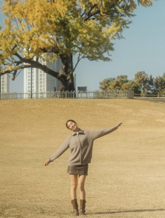 Chân váy ngắn tôn dáng giúp nàng thêm tự tin- Ảnh 7.