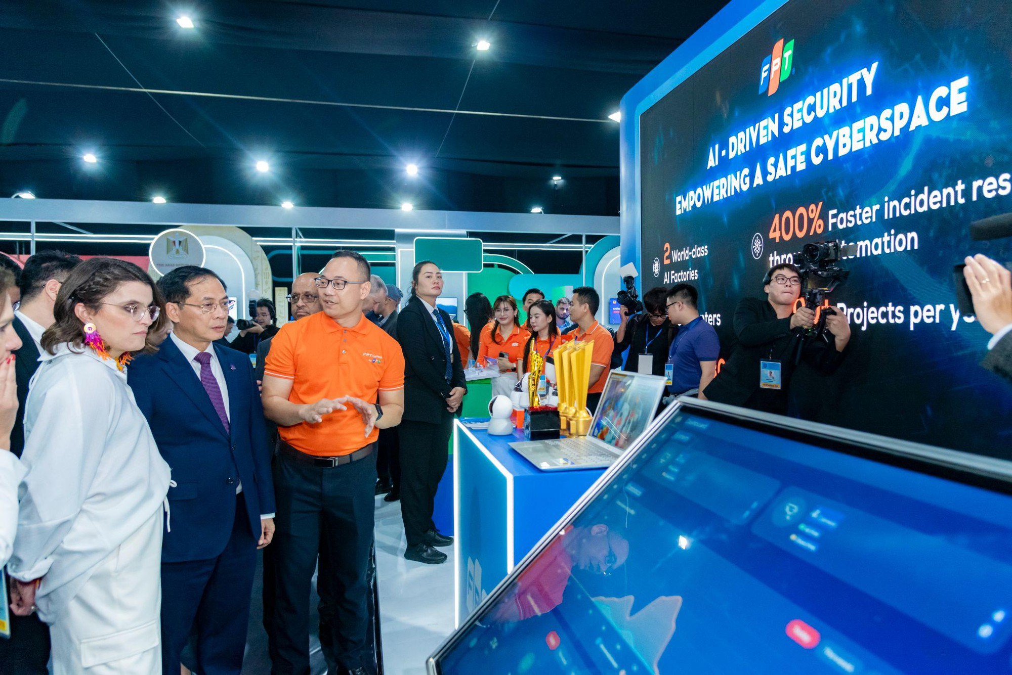 Tập đoàn FPT đầu tư 100 triệu USD cho viện nghiên cứu lượng tử & AI 2 img