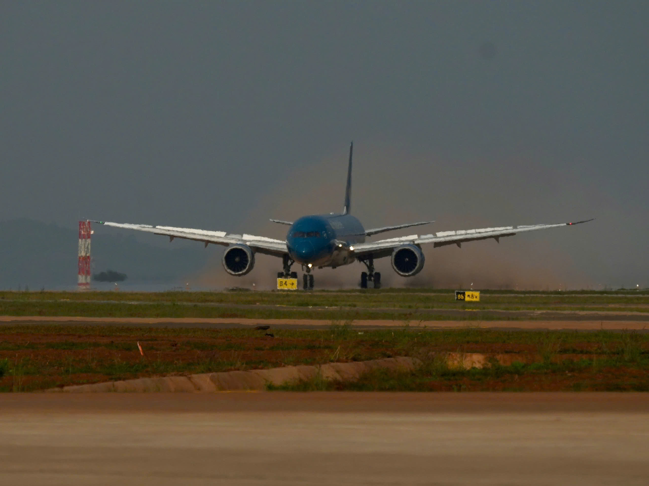 Vietnam Airlines đã sẵn sàng bay thương mại tới siêu sân bay Long Thành - Ảnh 2. Vietnam Airlines đã sẵn sàng bay thương mại tới siêu sân bay Long Thành - Ảnh 2.