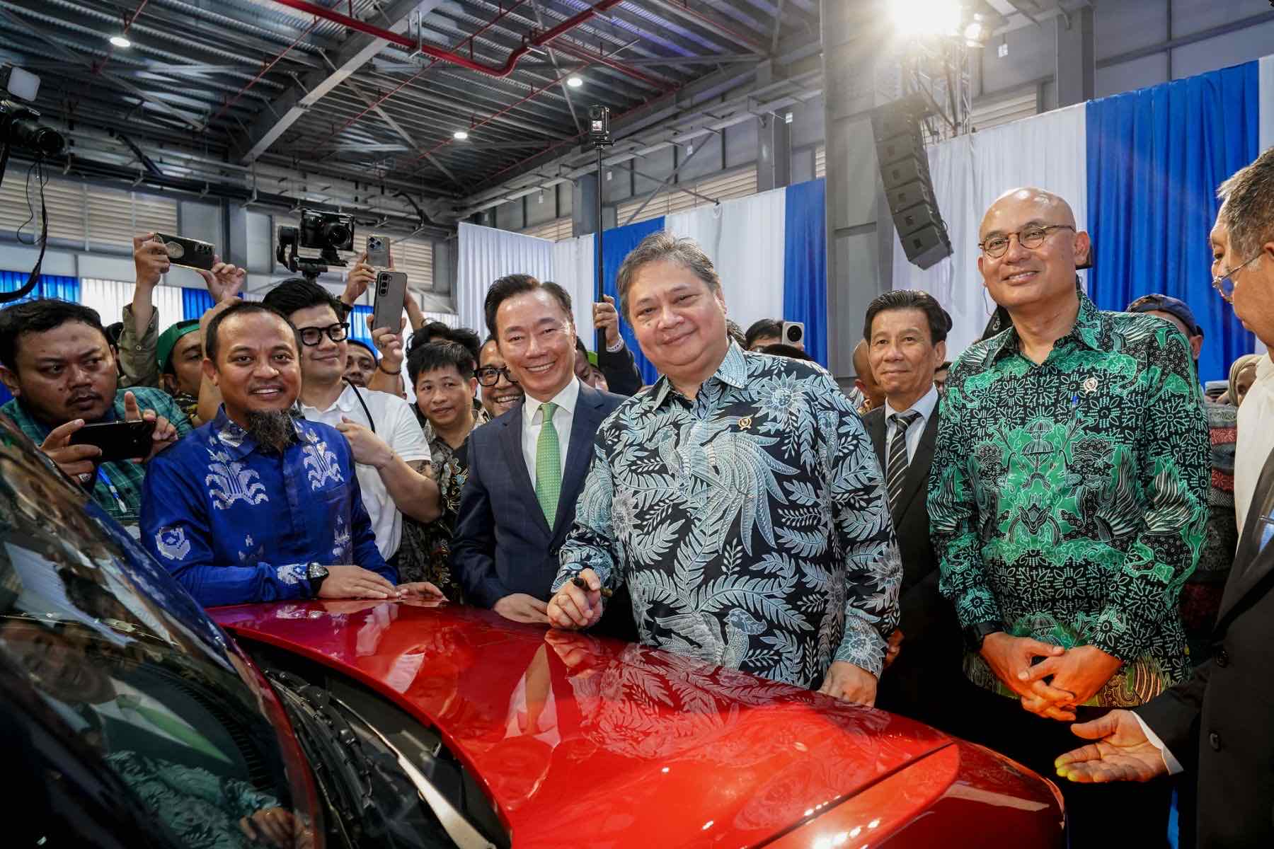 VinFast khánh thành nhà máy xe điện hơn 1 tỉ USD tại Indonesia - Ảnh 2.