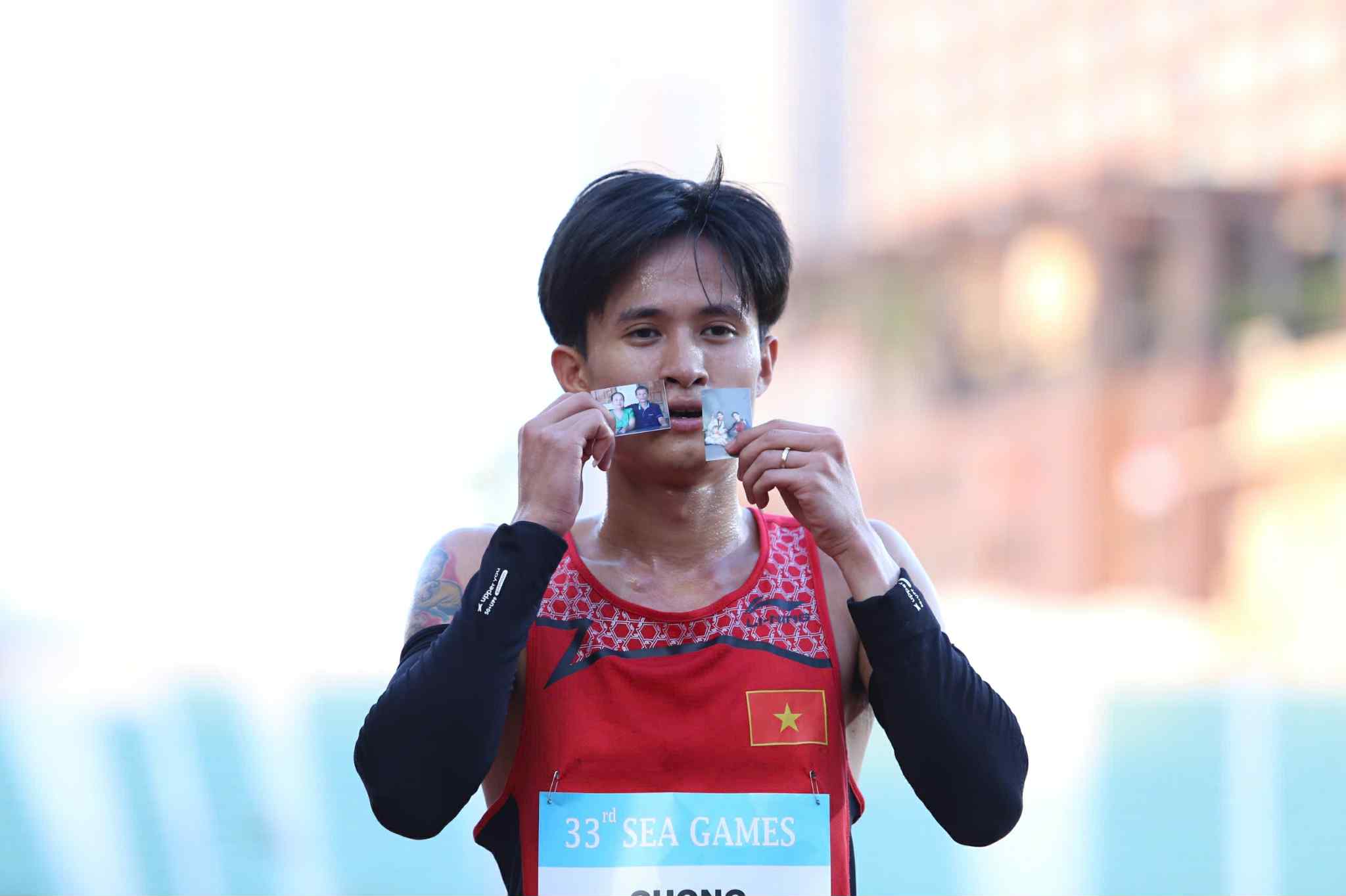 SEA Games 33 ngày 15-12: Điền kinh lập 'cú đúp' giúp Việt Nam có 39 HCV 3 điền kinh - Ảnh 3.