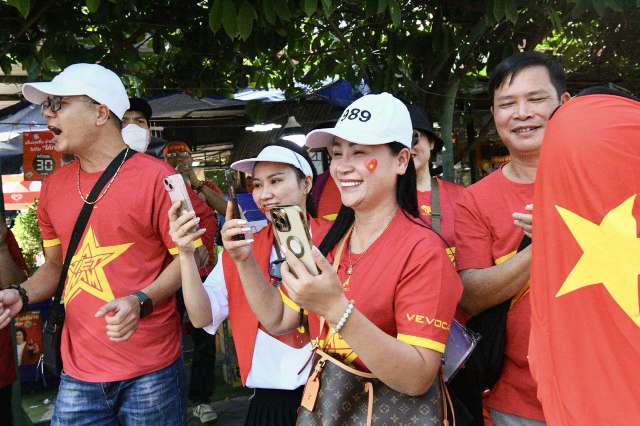 U22 Việt Nam thắng nghẹt thở Philippines, thẳng tiến chung kết SEA Games 33- Ảnh 19.