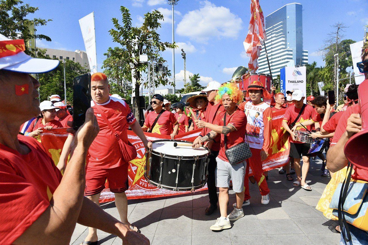 U22 Việt Nam thắng nghẹt thở Philippines, thẳng tiến chung kết SEA Games 33- Ảnh 22.