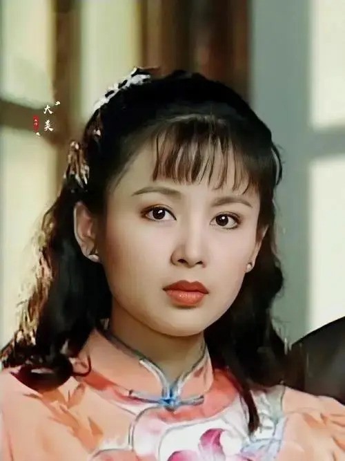 Ngắm giai nhân này mới hiểu thế nào là “phong hoa tuyệt đại”: Hiện thân của vẻ đẹp cao quý, không bao giờ tìm được người thứ 2- Ảnh 3.