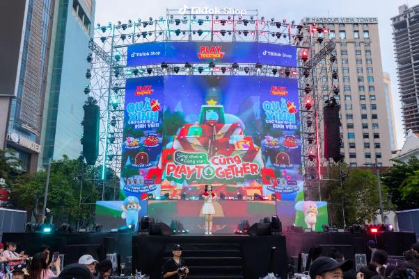 Play Together VNG: Kiến tạo sân chơi an toàn, kết nối cộng đồng qua giải chạy UPRACE và TikTok Shop Fun Fest- Ảnh 2. Play Together VNG: Kiến tạo sân chơi an toàn, kết nối cộng đồng qua giải chạy UPRACE và TikTok Shop Fun Fest- Ảnh 2.