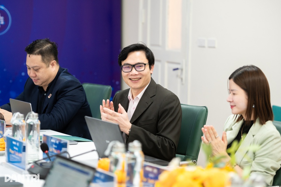 Hội đồng Thẩm định Vietnam ESG Awards 2025 đánh giá hồ sơ vòng chung khảo - 2