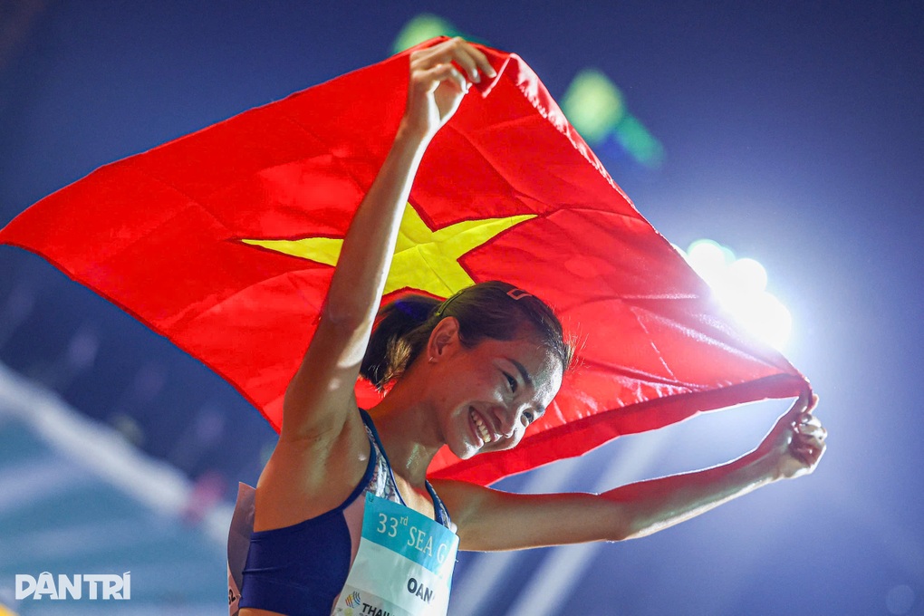 Nguyễn Thị Oanh đi vào lịch sử SEA Games, giành HCV cự ly chạy 10.000m nữ - 2