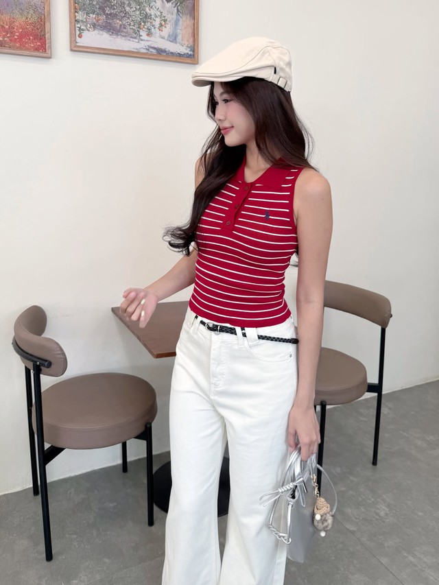 Áo tank top ‘soán ngôi’ các kiểu áo cơ bản, khoe cá tính mạnh mẽ- Ảnh 2. Áo tank top ‘soán ngôi’ các kiểu áo cơ bản, khoe cá tính mạnh mẽ- Ảnh 2.