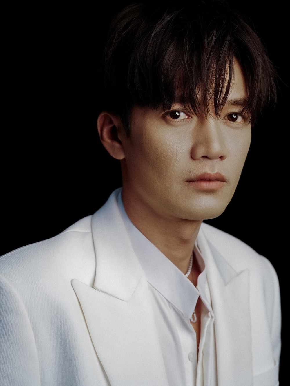 Quang Tuấn nối dài một năm rực rỡ trên màn ảnh 4 1765804014 954 Quang Tuan noi dai mot nam ruc ro tren man