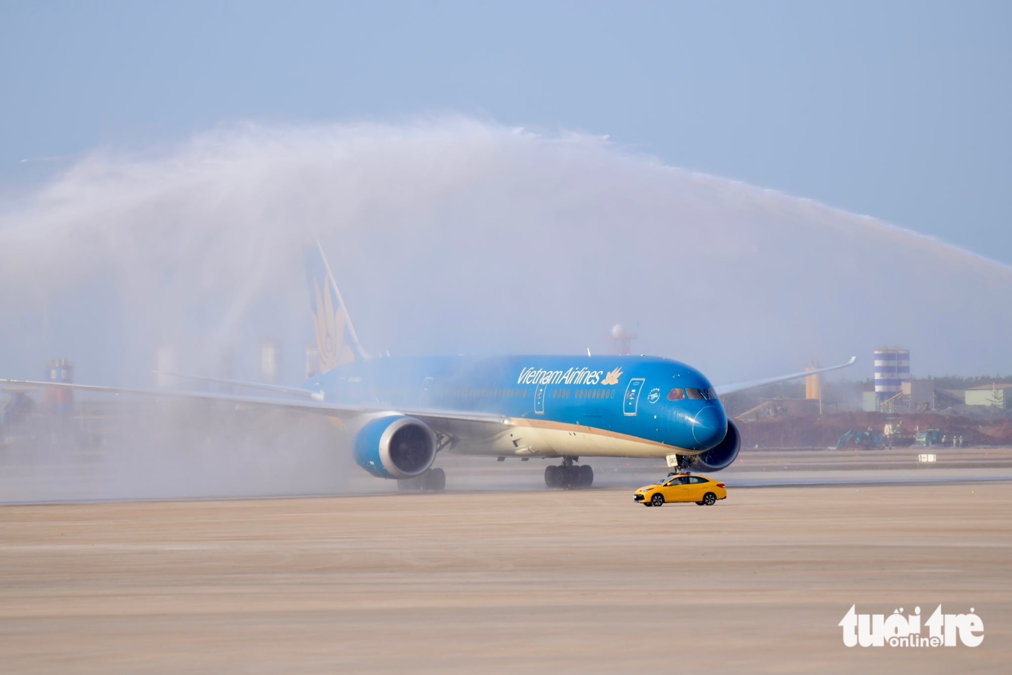 Máy bay Boeing 787 đã hạ cánh an toàn xuống sân bay Long Thành lúc 16h hôm nay - Ảnh 2. sân bay Long Thành - Ảnh 3.