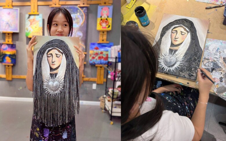 Vừa giành Á quân piano quốc tế, con gái Phan Đinh Tùng ẵm luôn giải nhất cuộc thi vẽ, được sang Pháp triển lãm tranh 2 Noel vẽ bức tranh về chân dung của Thánh nữ Madalena.