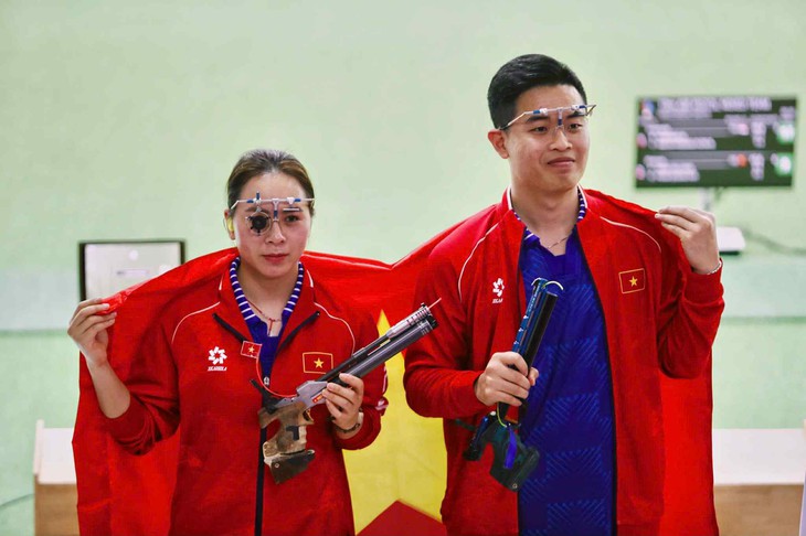 Điền kinh tỏa sáng với 'hat-trick vàng' giúp Việt Nam chạm mốc 40 HCV trong ngày 15-12 26 điền kinh - Ảnh 27.