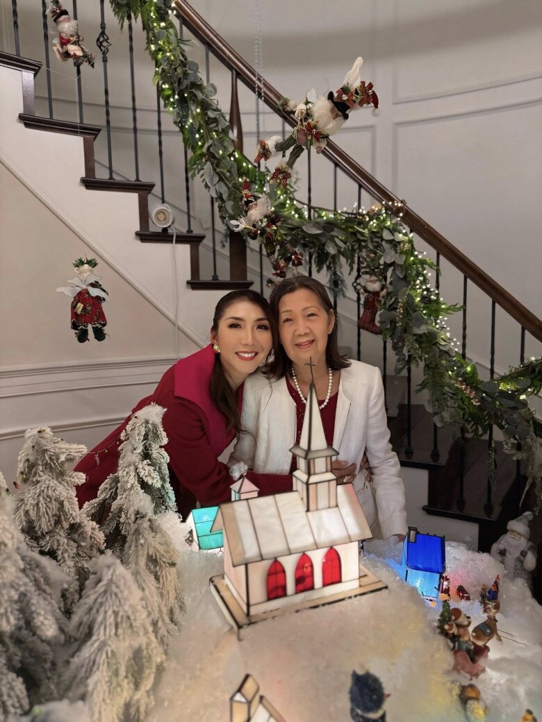 Sao Việt 24h: Bé Bo nhà Hòa Minzy 6 tuổi đăng status hút gần 200.000 like, trầm ngâm vì "3 năm chưa trả lời hết comment" 12 Sao Việt 24h: Bé Bo nhà Hòa Minzy 6 tuổi đăng status hút gần 200.000 like, trầm ngâm vì amp;#34;3 năm chưa trả lời hết commentamp;#34; - 11