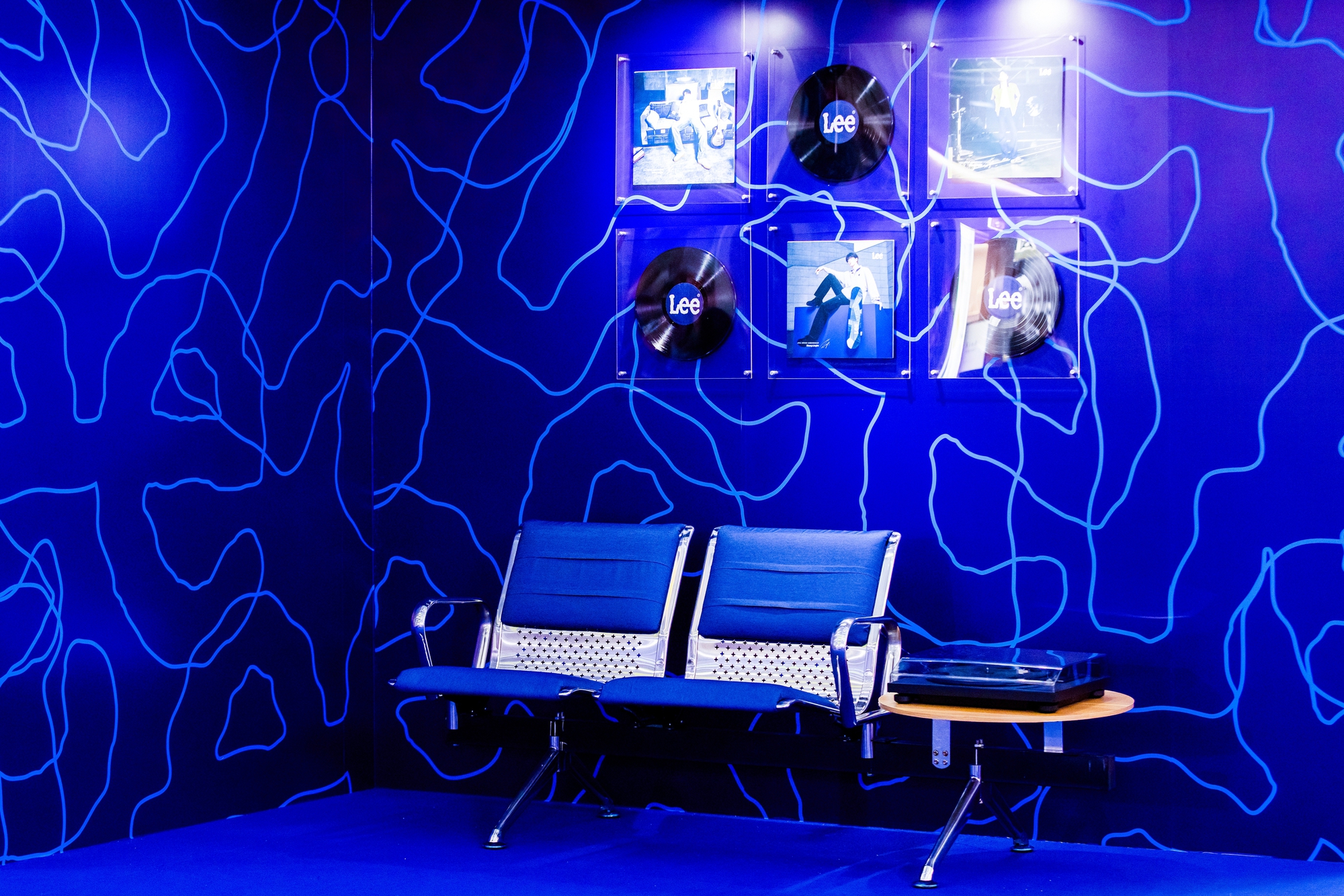 Lee Jeans chào sân thị trường Việt Nam – JSOL và hàng loạt gương mặt nổi bật khuấy động sự kiện- Ảnh 3. Lee Jeans chào sân thị trường Việt Nam – JSOL và hàng loạt gương mặt nổi bật khuấy động sự kiện- Ảnh 3.