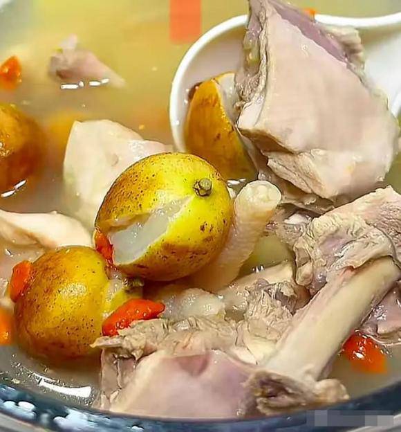 Loại quả bé tí nhiều người tưởng vô dụng lại tốt cho sức khỏe tim mạch và hỗ trợ làm đẹp da 8 Loại quả bé tí nhiều người tưởng vô dụng lại tốt cho sức khỏe tim mạch và hỗ trợ làm đẹp da - 7