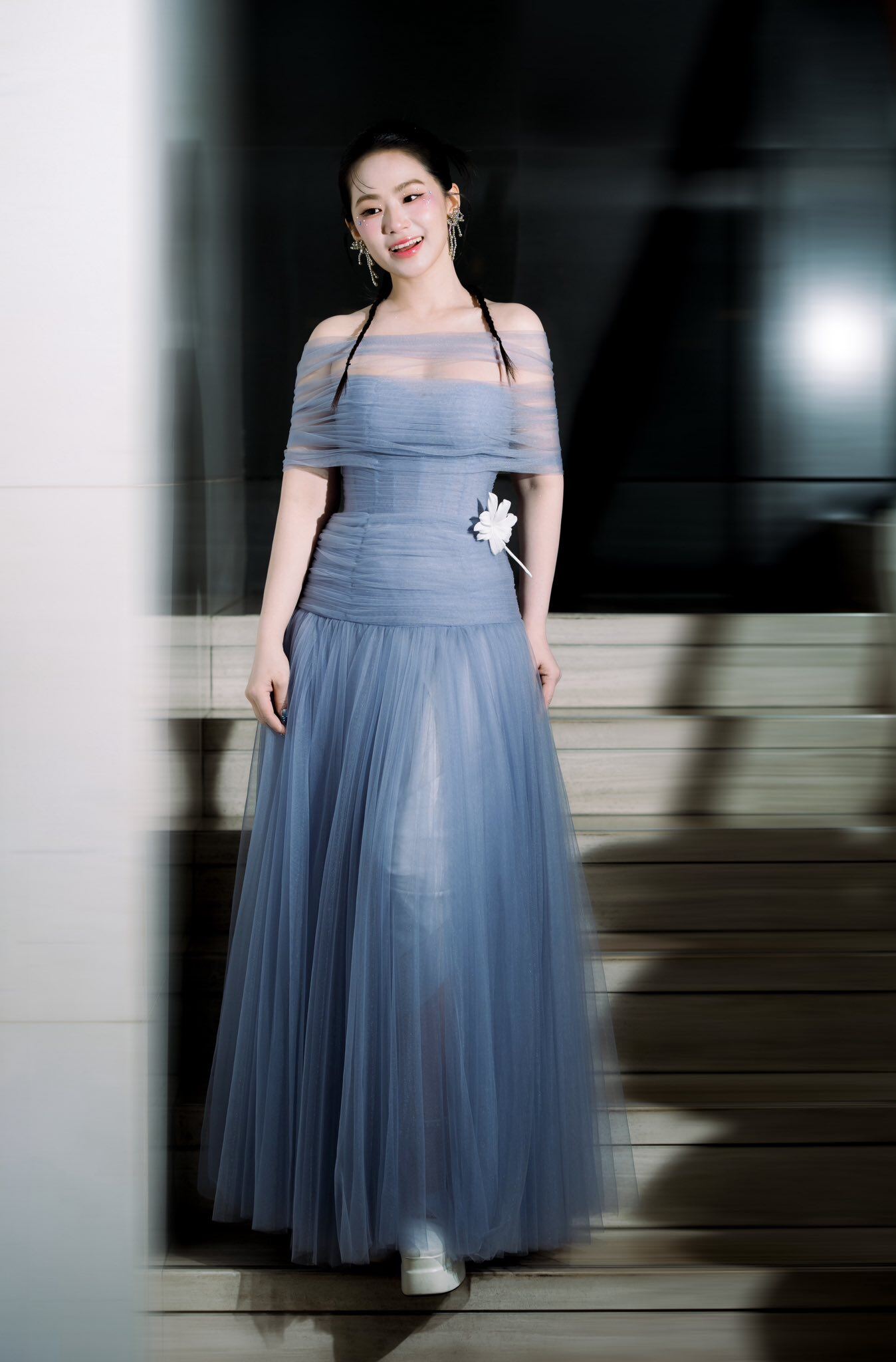 Lương Bích Hữu tốt nghiệp đại học ở tuổi 41, mặc áo cử nhân trẻ đẹp không nhìn ra là "mẹ 1 con" 9 Nữ ca sĩ thăng hạng ngoại hình nhờ giảm thành công gần 20kg.