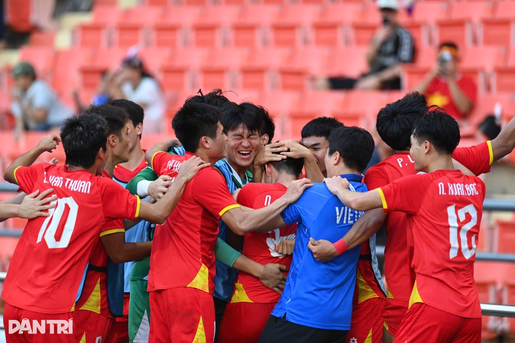 Báo Philippines bình luận khi đội nhà gục ngã phút cuối trước U22 Việt Nam - 2