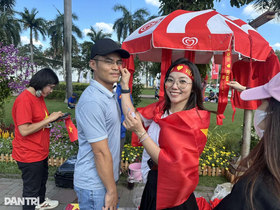 Tác nghiệp SEA Games, phóng viên Dân trí thành “thổ địa” bất đắc dĩ - 3