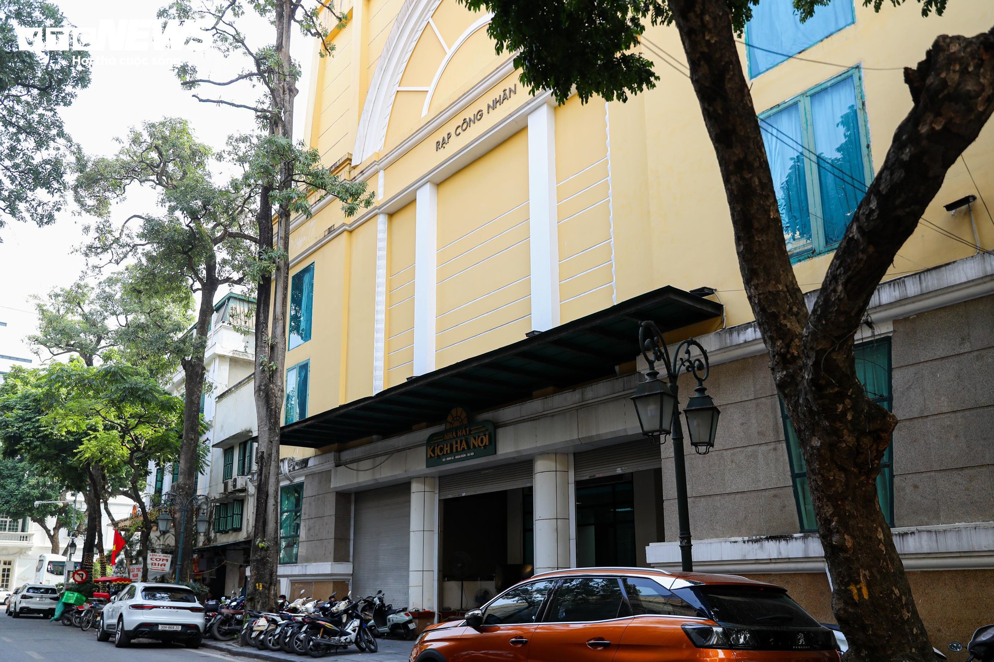 Phường nhỏ nhất Hà Nội nhưng có tới 6 nhà hát, 3 bảo tàng, 3 trường đại học- Ảnh 15.