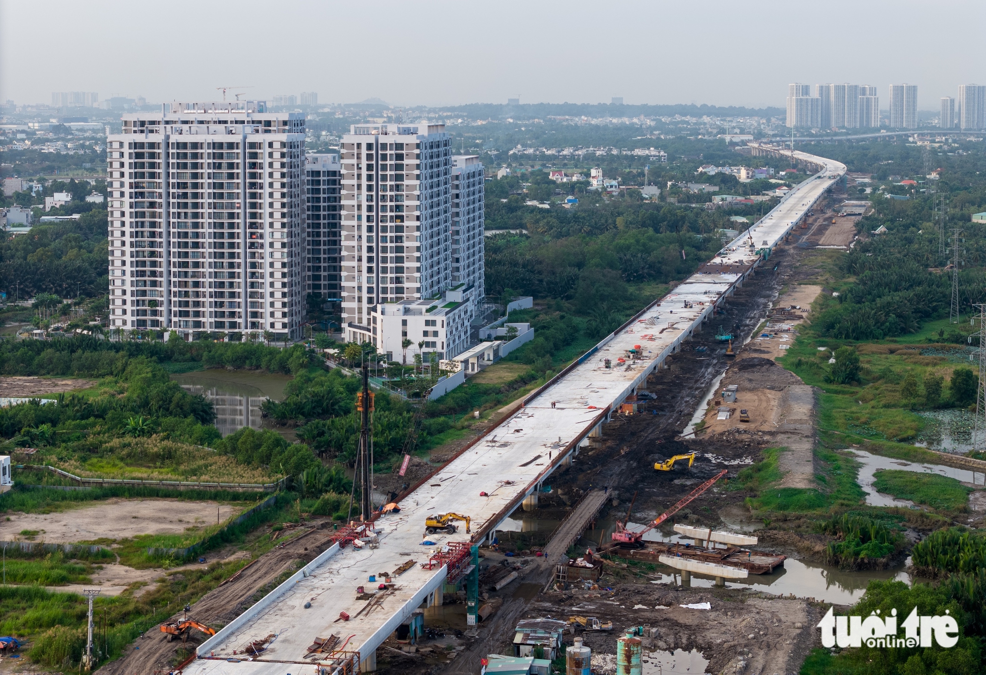 Toàn cảnh 14,7km cầu cạn vành đai 3 TP.HCM chưa thể thông xe như Ban Giao thông hứa 4 vành đai 3 - Ảnh 7.
