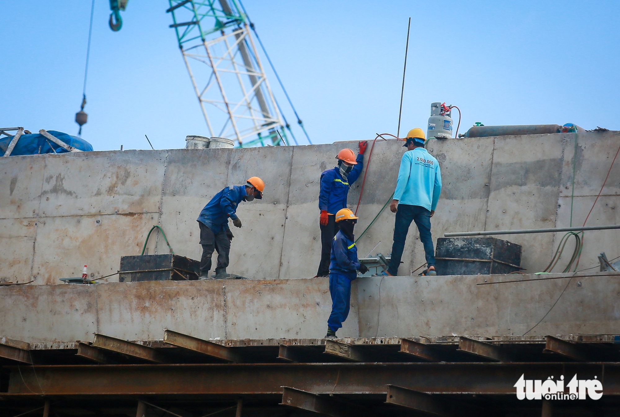 Toàn cảnh 14,7km cầu cạn vành đai 3 TP.HCM chưa thể thông xe như Ban Giao thông hứa 9 vành đai 3 - Ảnh 12.