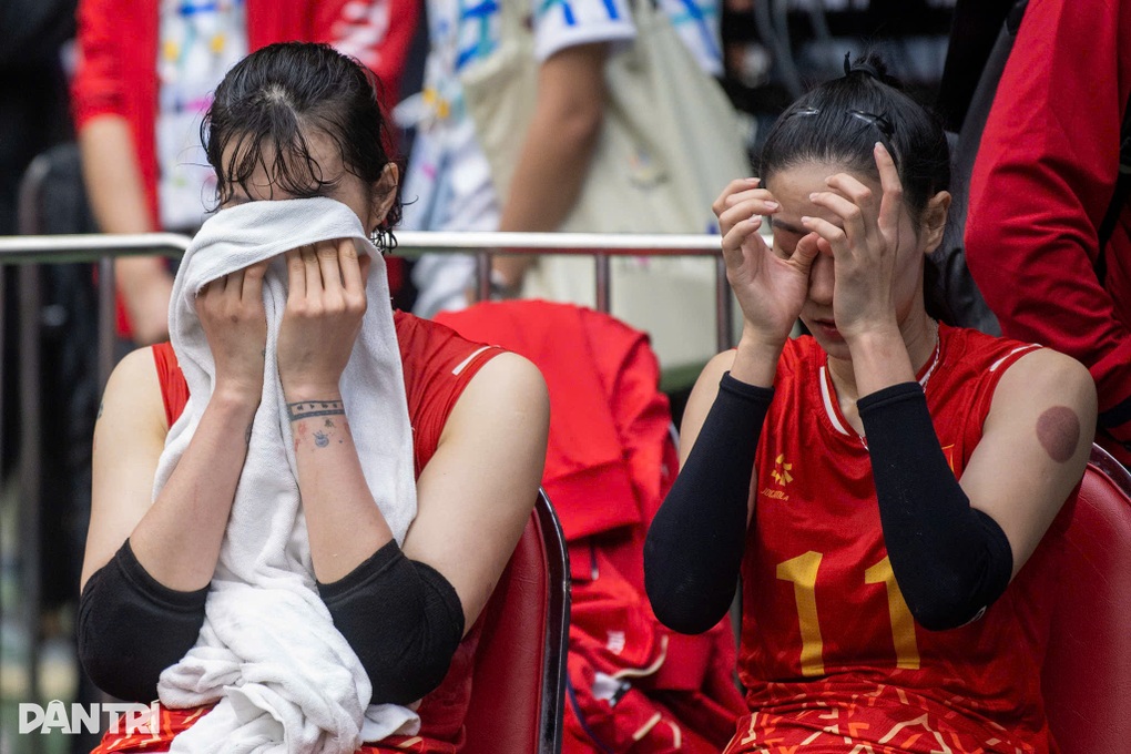 CĐV châu Á bình luận khi bóng chuyền nữ Việt Nam mất HCV SEA Games - 3