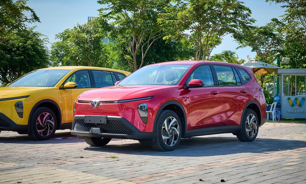 Xe gia đình cỡ nhỏ: VinFast Limo Green bứt tốc đe dọa vị thế Mitsubishi Xpander  - Ảnh 3.