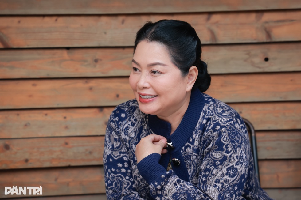 Thanh Tú cháo lòng từng bị dàn cảnh cướp tiền, nhiều năm phải ở nhà thuê - 4