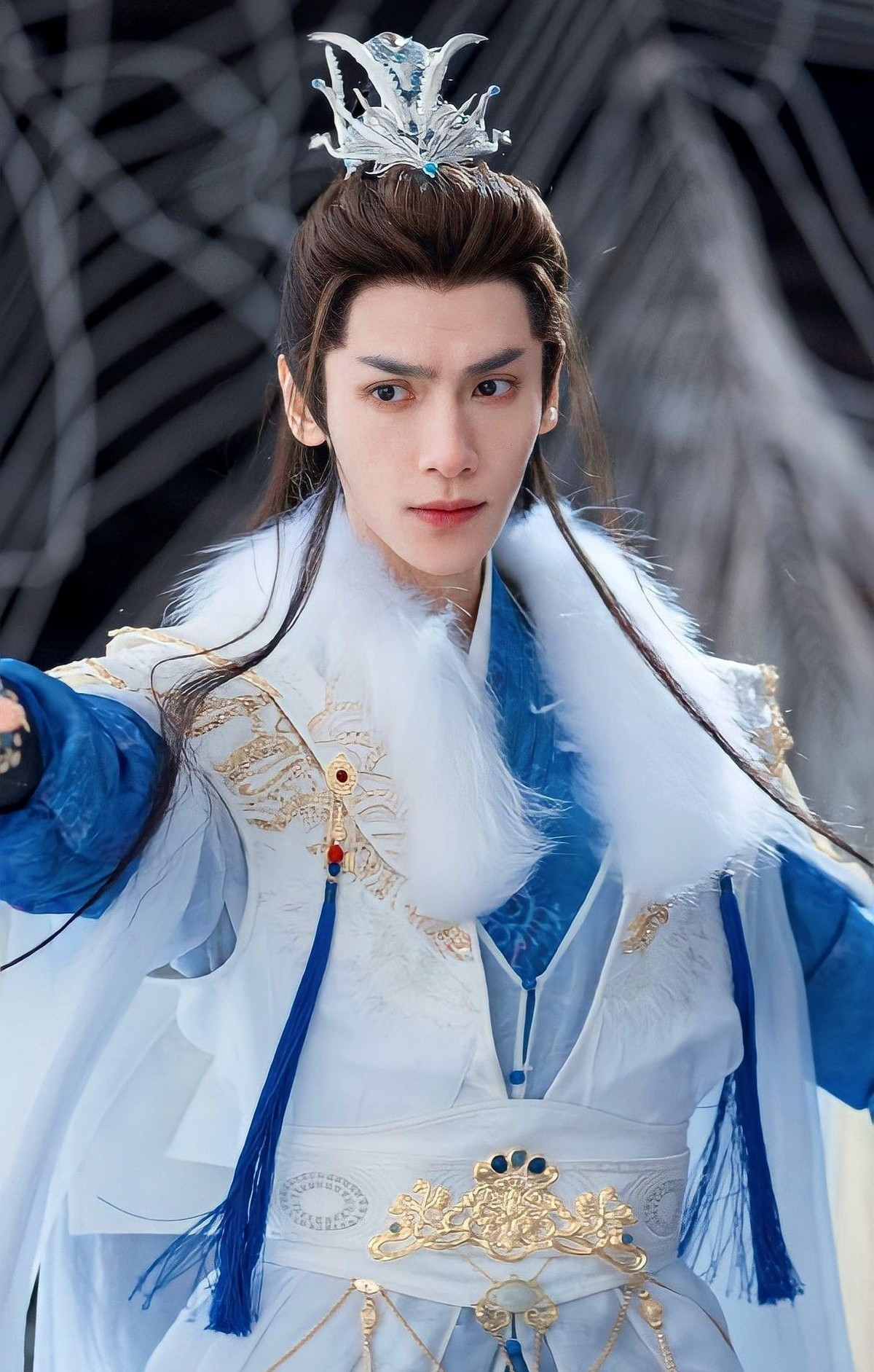 La Vân Hi và những diễn viên bết bát năm 2025: Từ ánh hào quang đến thất bại - Ảnh 3.