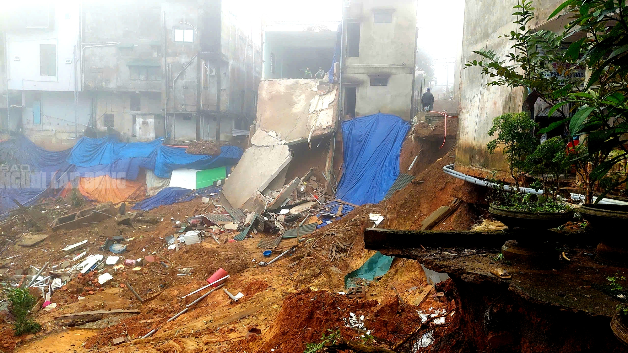 Công trình chống sụt trượt Khe Sanh khẩn trương triển khai giữa Sương mù dày đặc - Ảnh 4.