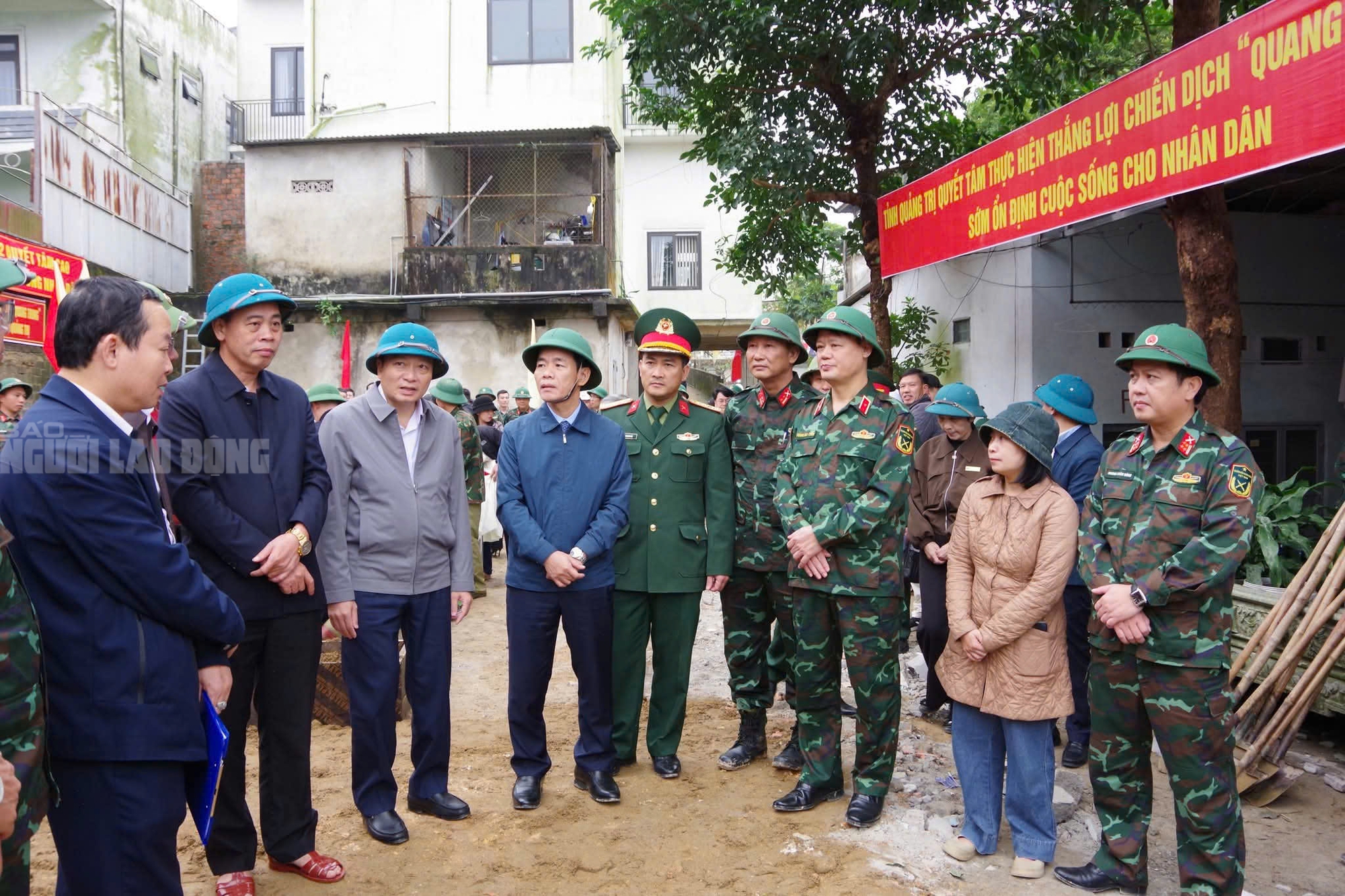 Công trình chống sụt trượt Khe Sanh khẩn trương triển khai giữa Sương mù dày đặc - Ảnh 14.