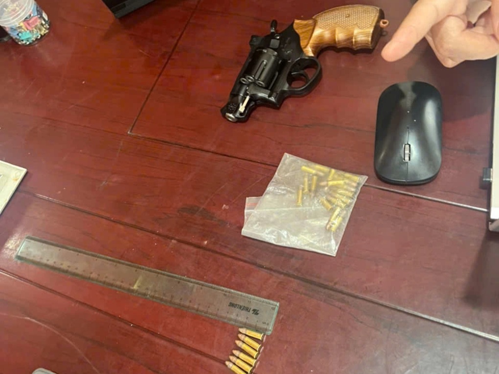 Quá trình vây bắt phạm nhân đặc biệt nguy hiểm có 2 hình xăm kỳ dị - 2