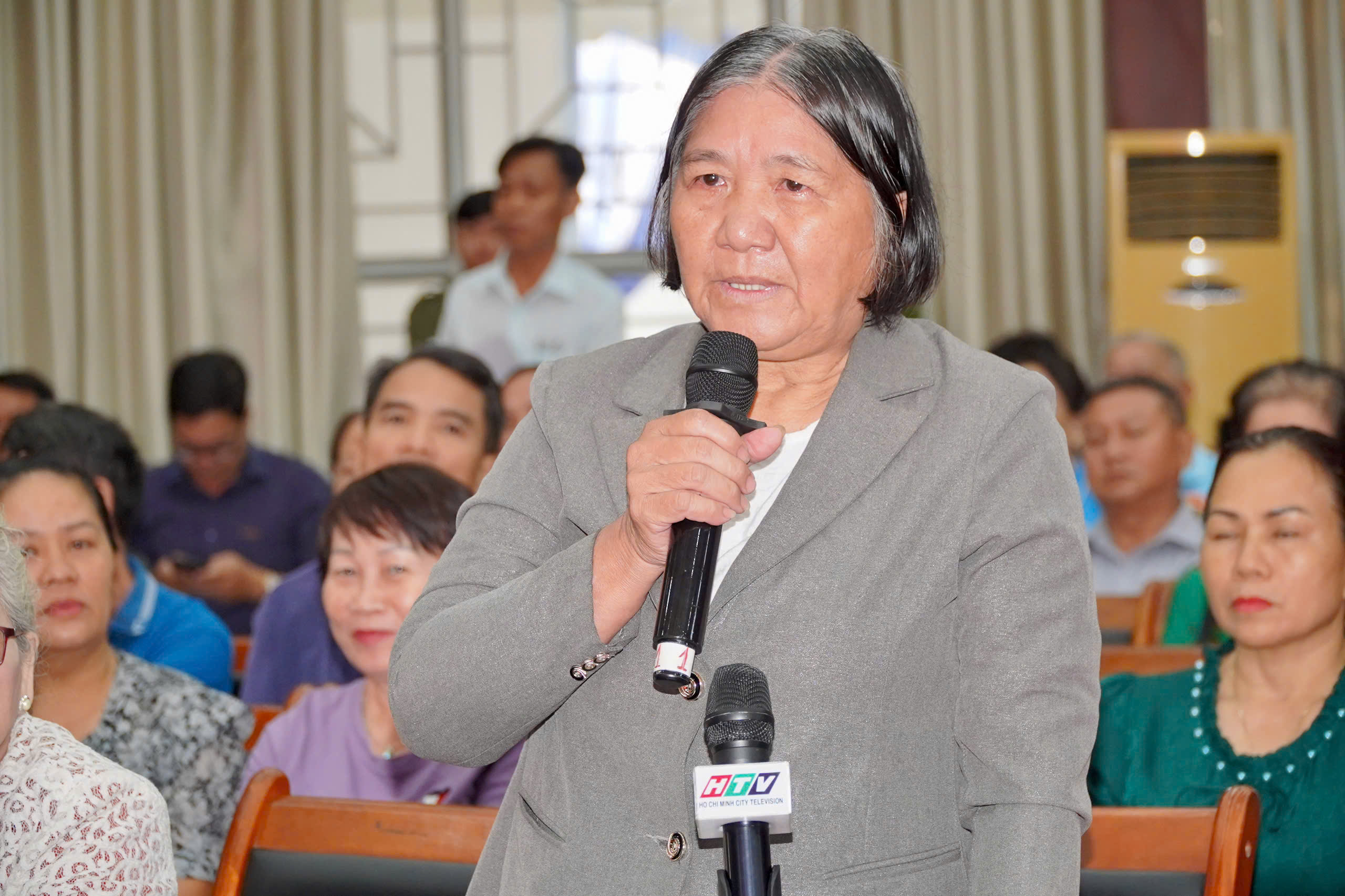 Bí thư Thành ủy TPHCM nói "có lối ra" 3 img