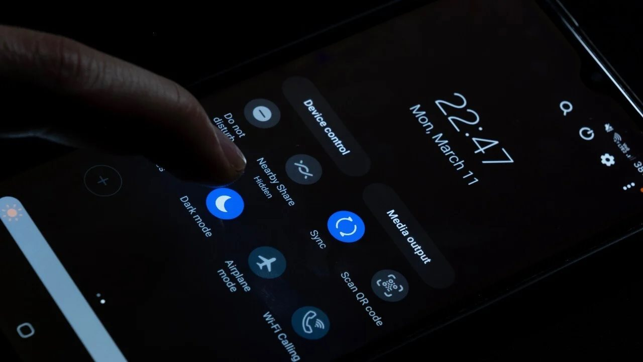 Đừng tin những mẹo tiết kiệm pin trên điện thoại Android nữa: 