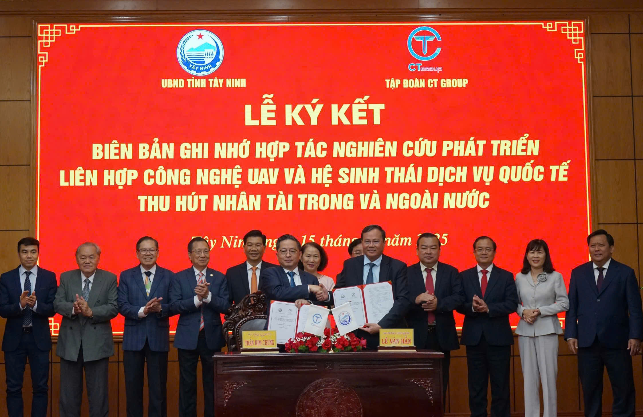 Tây Ninh và CT Group hợp tác nghiên cứu phát triển UAV- Ảnh 2. Tây Ninh và CT Group hợp tác nghiên cứu phát triển UAV- Ảnh 2.