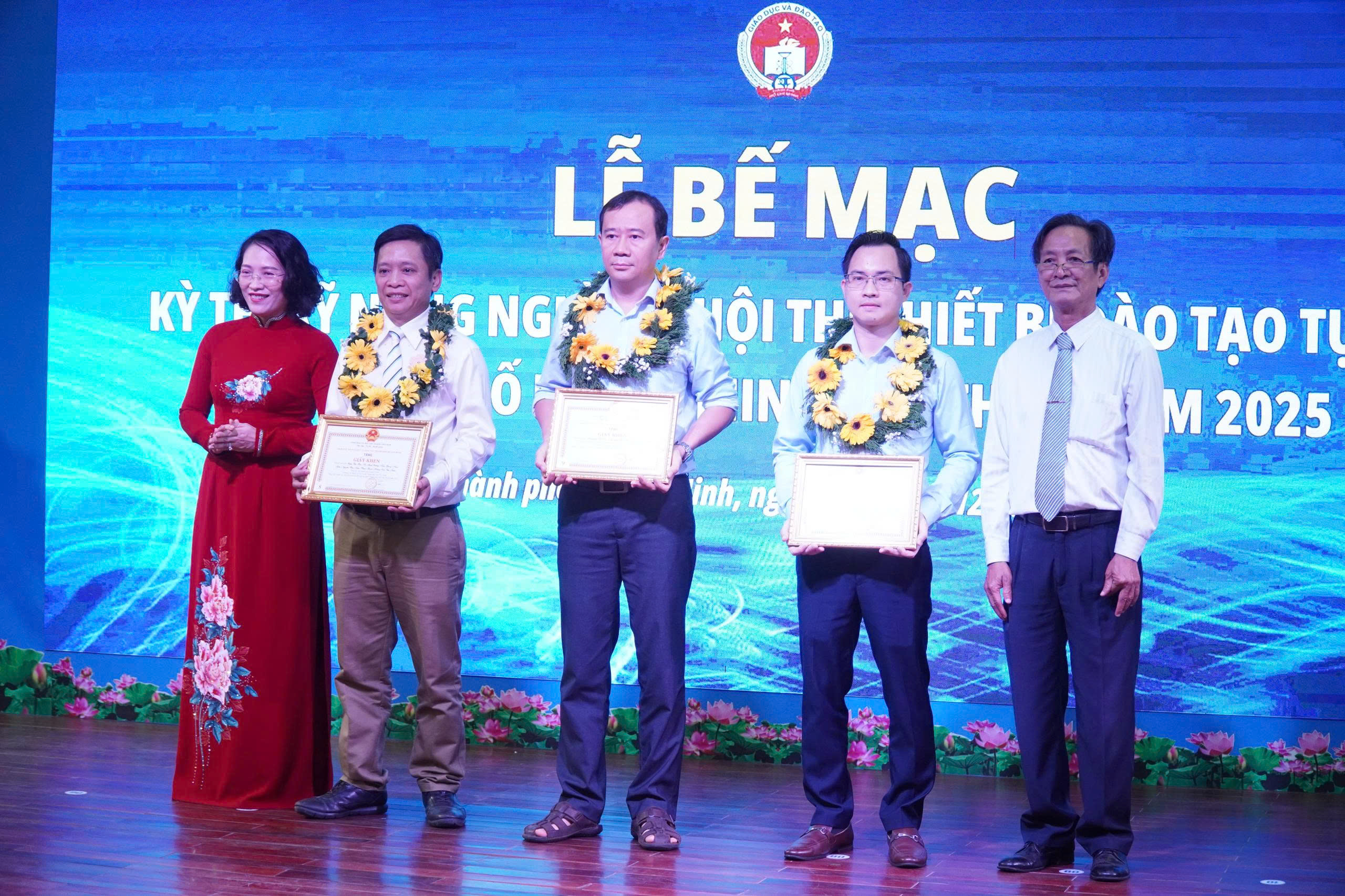 Kỳ thi kỹ năng nghề quy mô lớn nhất TP.HCM 2 kỹ năng nghề - Ảnh 2.