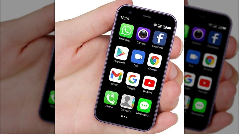 Danh sách 5 điện thoại Android 'thảm họa' tránh bỏ tiền mua - Ảnh 4. Danh sách 5 điện thoại Android 'thảm họa' tránh bỏ tiền mua - Ảnh 4.