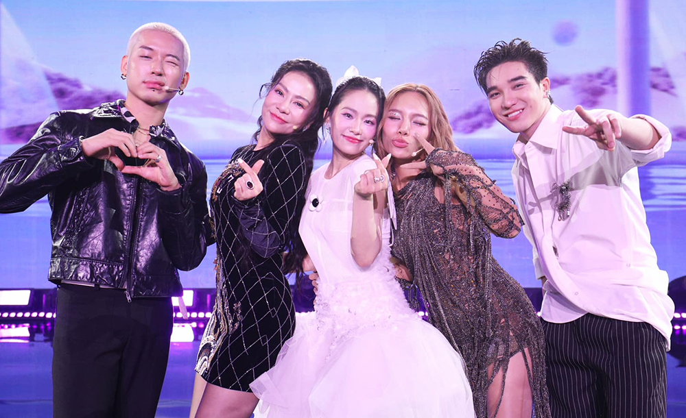 Cô sinh viên 41 tuổi khiến Midu, tlinh phải dè chừng- Ảnh 16. Cô sinh viên 41 tuổi khiến Midu, tlinh phải dè chừng- Ảnh 16.