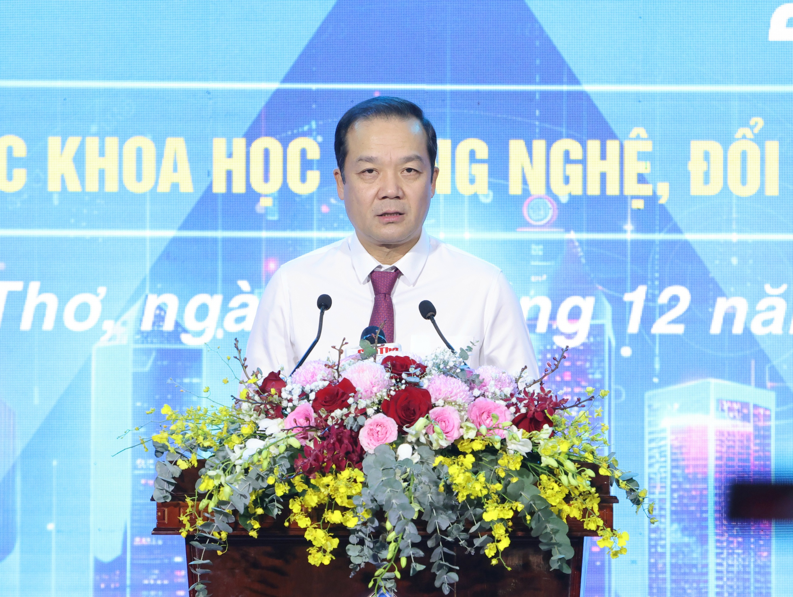 Chìa khóa giúp TP Cần Thơ dẫn dắt vùng ĐBSCL 2 Chìa khóa để TP Cần Thơ dẫn dắt vùng ĐBSCL - Ảnh 2.