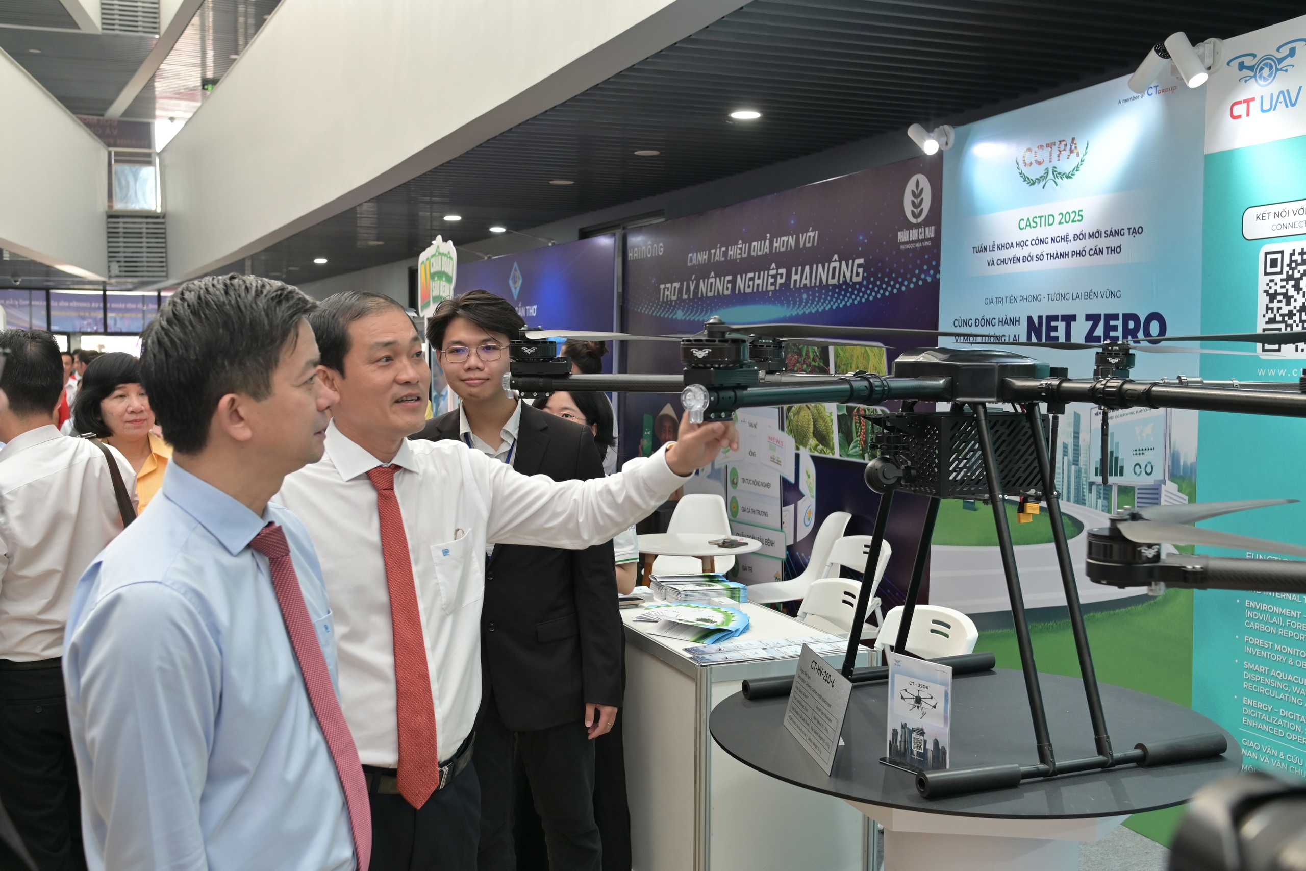 Chìa khóa giúp TP Cần Thơ dẫn dắt vùng ĐBSCL 6 Chìa khóa để TP Cần Thơ dẫn dắt vùng ĐBSCL - Ảnh 6.