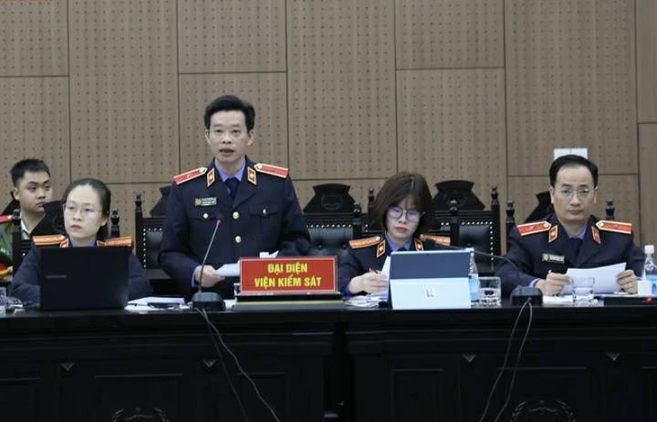 Nhận hối lộ 970 triệu trong 5 vụ 'chạy án', cựu phó chánh án bị đề nghị 7-8 năm tù 3 Phó chánh án - Ảnh 3.