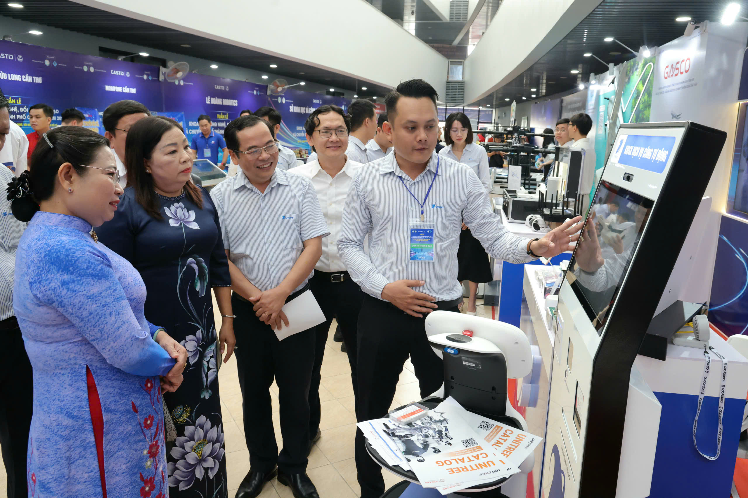 Khai mạc Tuần lễ khoa học công nghệ Cần Thơ năm 2025 4 Khai mạc Tuần lễ khoa học công nghệ Cần Thơ năm 2025 - Ảnh 5.